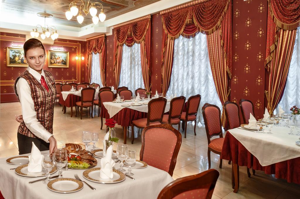 Marlen Hotel Rivne Eksteriør bilde